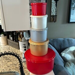 Tupperware 5pc Holiday Canister Set